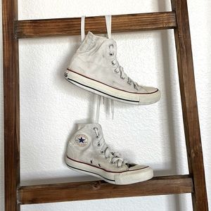 White Chuck Taylor’s Vintage Converse Sneakers